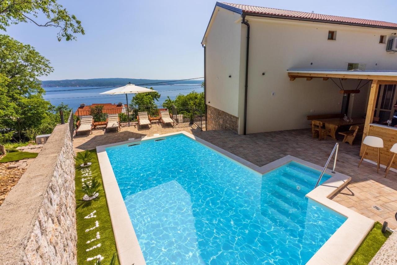 Villa Antani With Heated Pool, Sauna & Jacuzzi 크리크베니카 외부 사진