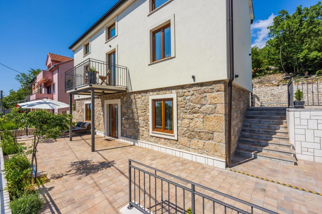 Villa Antani With Heated Pool, Sauna & Jacuzzi 크리크베니카 외부 사진