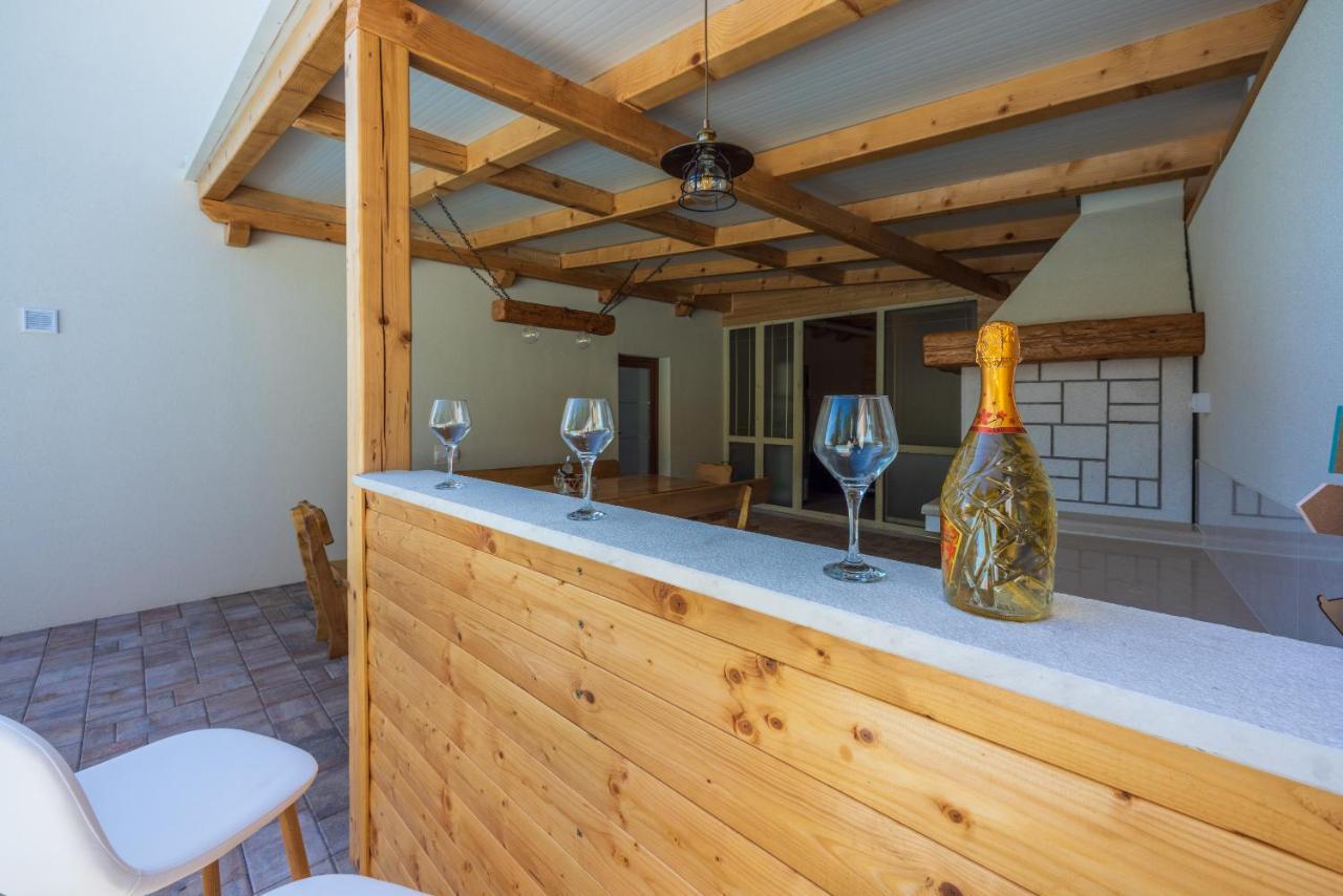 Villa Antani With Heated Pool, Sauna & Jacuzzi 크리크베니카 외부 사진